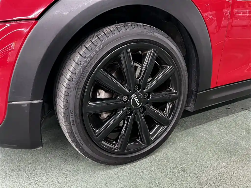 MINI 2018 1.5T COOPER Artist купить на сайте DeffCars