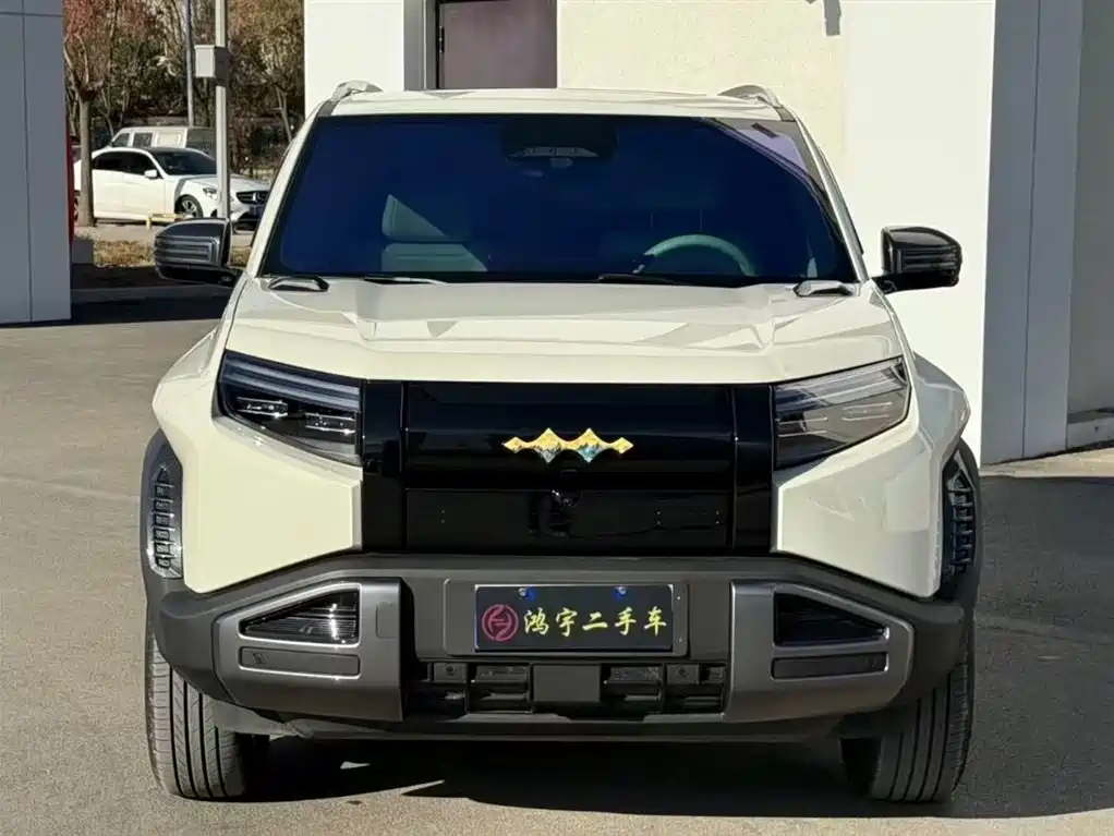 Titanium 3 2025 501KM rear drive Pro version купить на сайте DeffCars