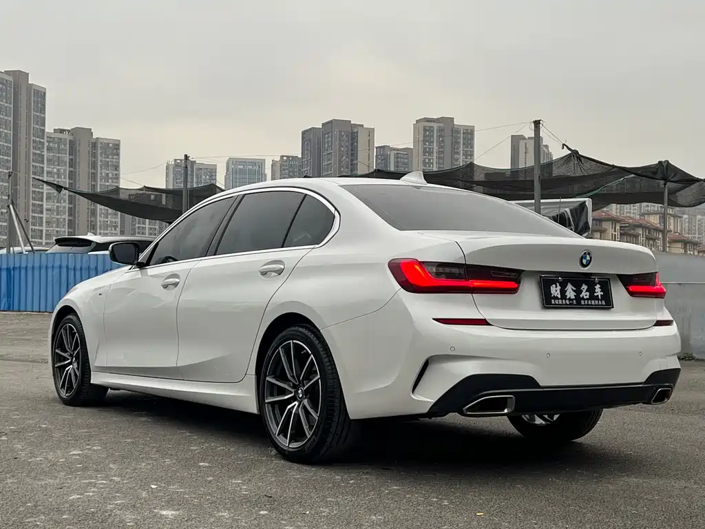 BMW 3 Series 2022 320Li M Sports Package купить на сайте DeffCars