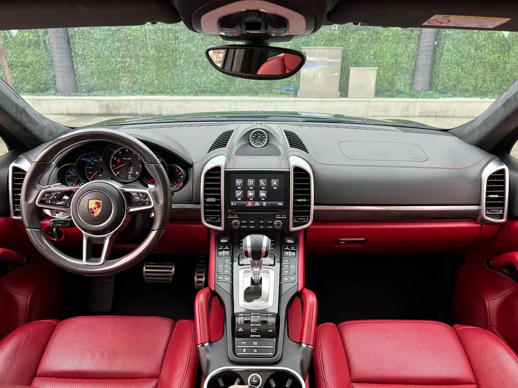 Cayenne 2015 Cayenne Turbo 4.8T купить на сайте DeffCars
