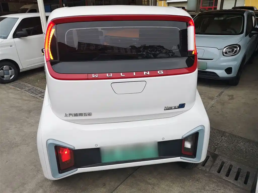 Wuling NanoEV 2021 Love Model купить на сайте DeffCars