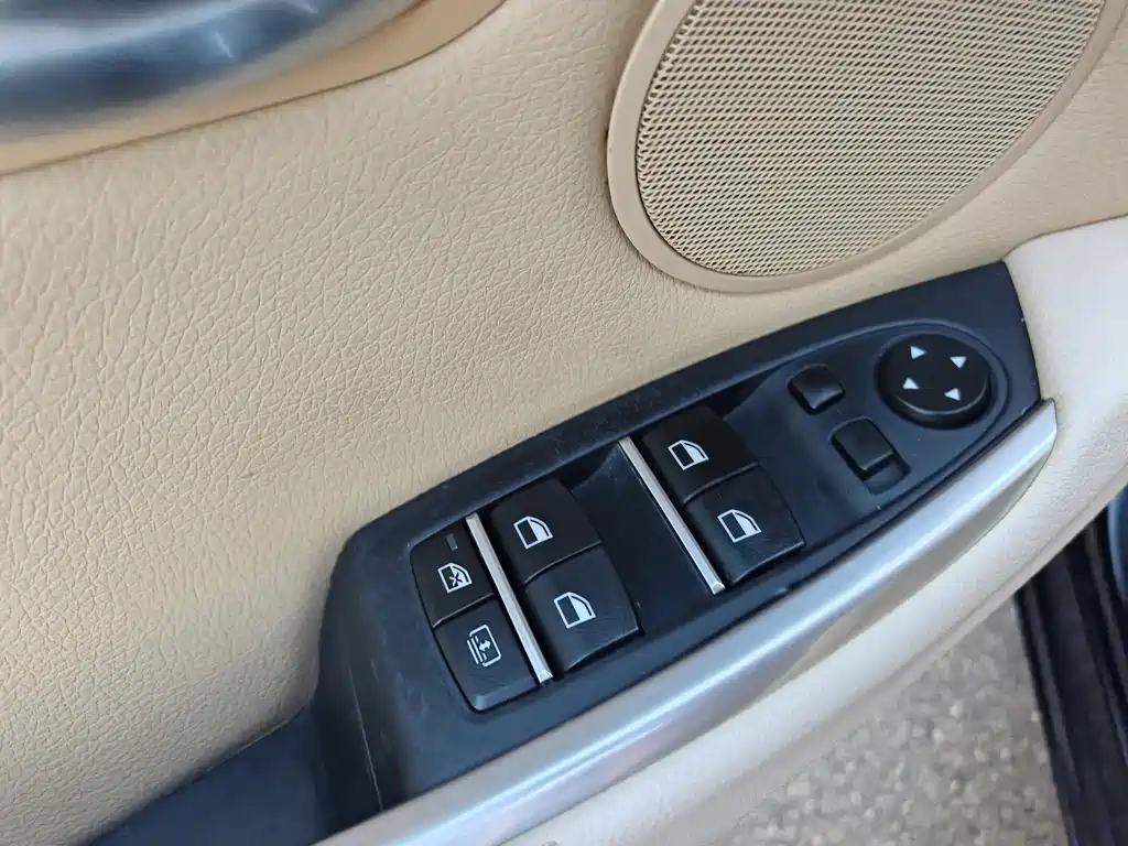 BMW 5 Series GT 2010 535i Luxury купить на сайте DeffCars