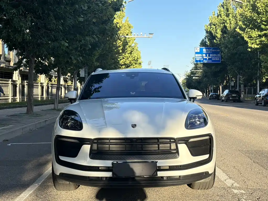 Macan 2024 Macan 2.0T купить на сайте DeffCars