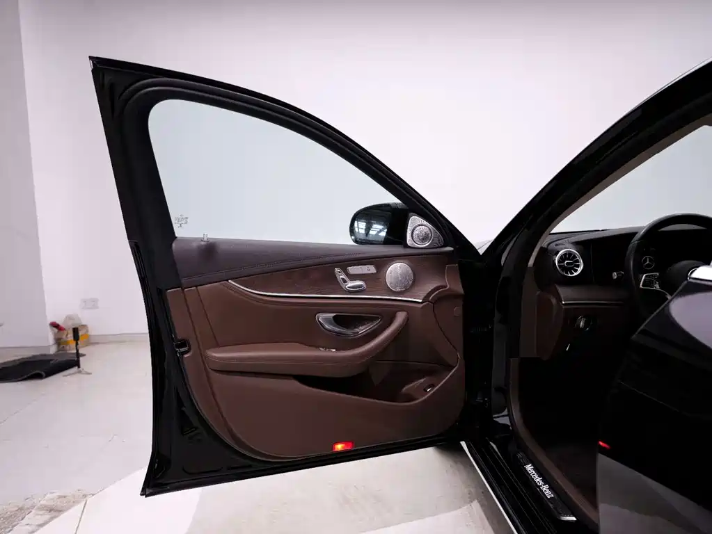 Mercedes-Benz E-Class 2021 facelift E 260 L купить на сайте DeffCars