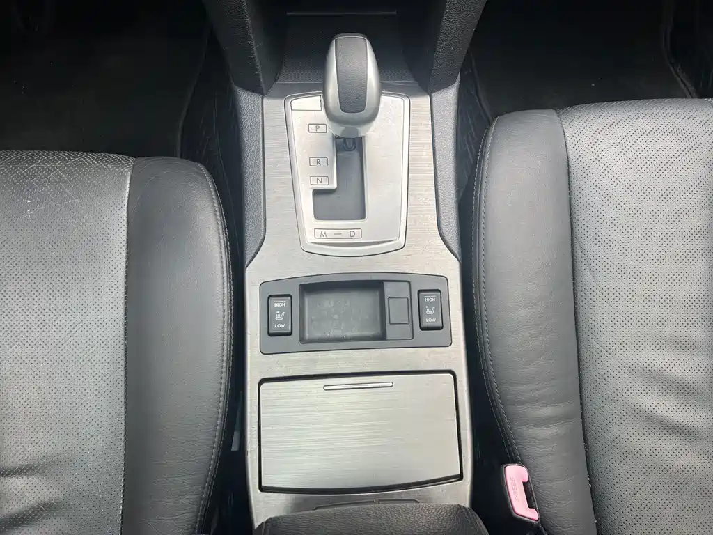 Outback 2012 2.5i Deluxe Navigation Edition купить на сайте DeffCars
