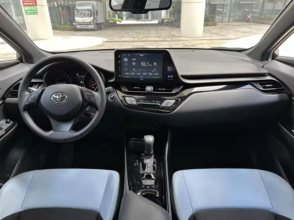 Yize IZOA 2020 2.0L Yixiang CARE купить на сайте DeffCars