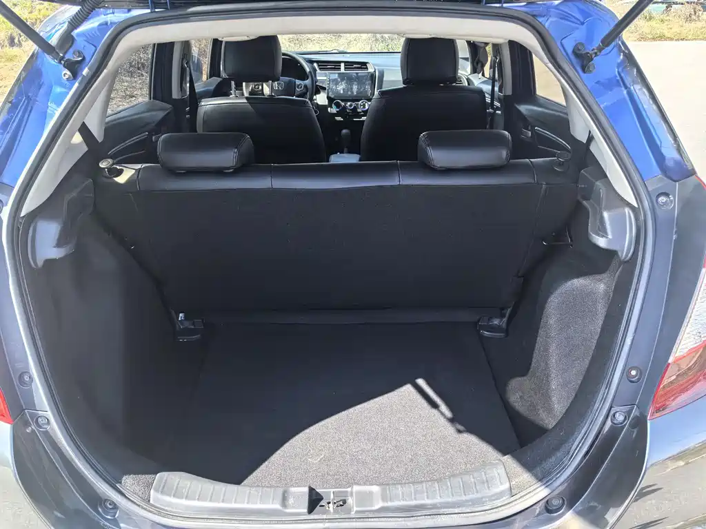 Fit 2018 1.5L CVT Comfort Edition купить на сайте DeffCars