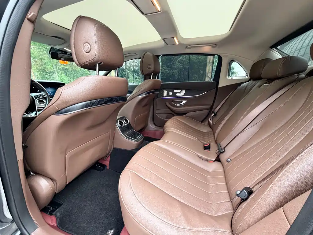 Mercedes-Benz E-Class 2023 E 300 L Luxury Model купить на сайте DeffCars