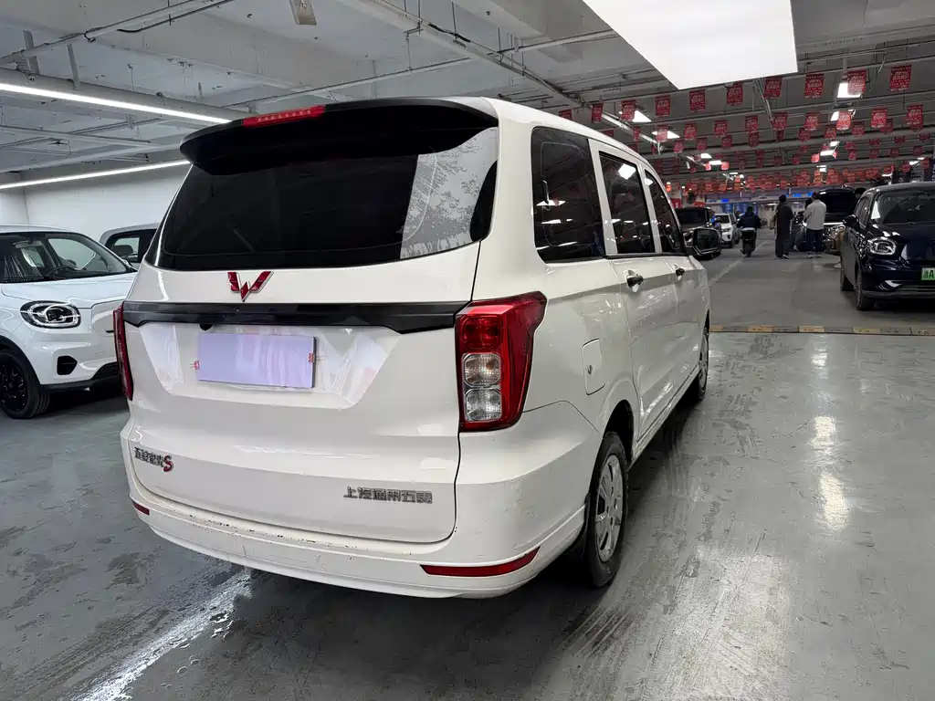 Wuling Hongguang 2019 1.5L S Standard National VI LAR купить на сайте DeffCars