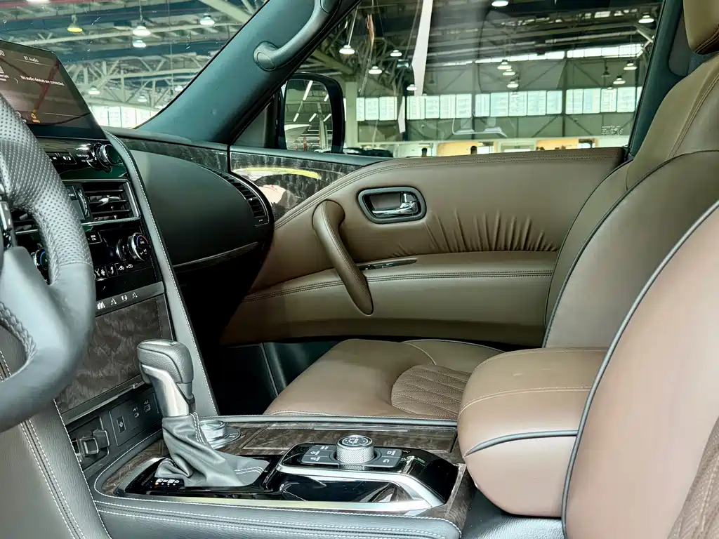 Patrol 2023 ARMADA 5.6L Armada Platinum Edition купить на сайте DeffCars