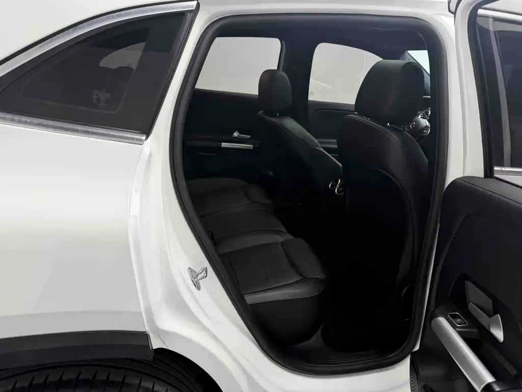 Mercedes-Benz GLA 2022 GLA 200 купить на сайте DeffCars
