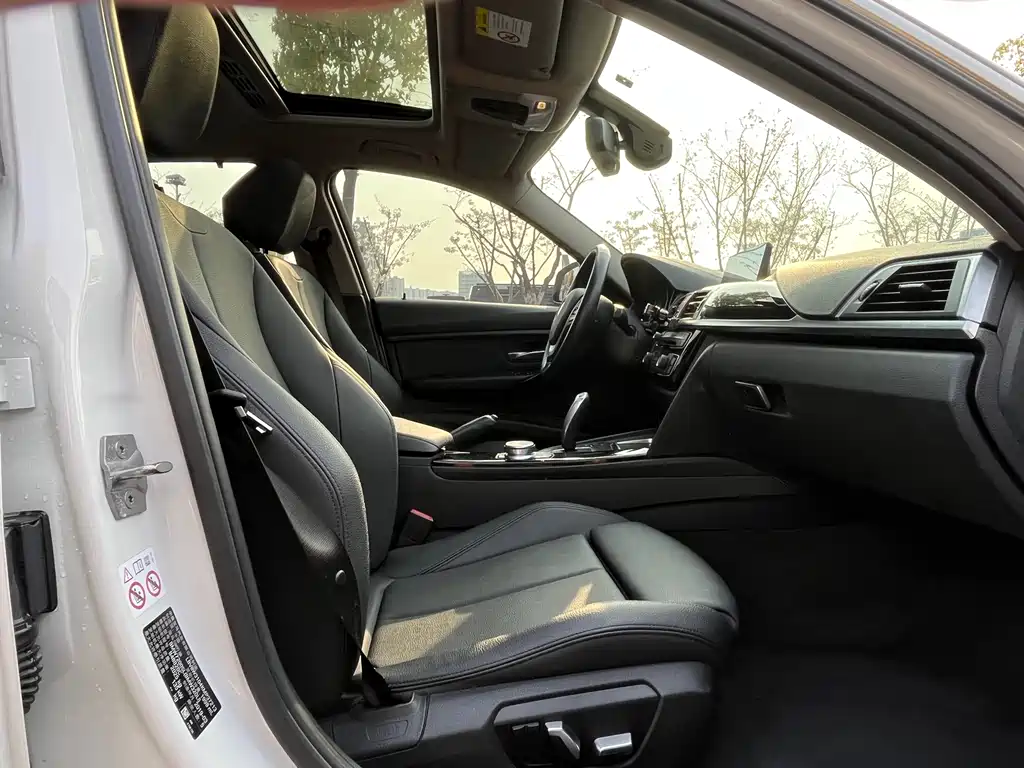 BMW 3 Series 2019 320Li Fashion Model купить на сайте DeffCars