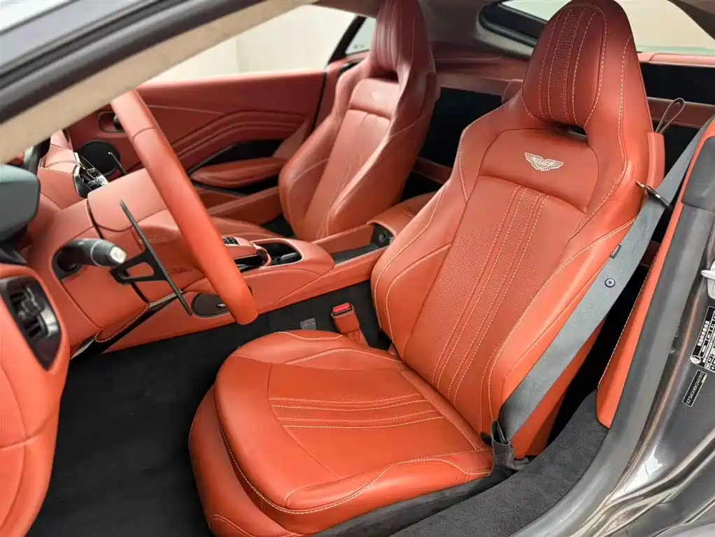 V8 Vantage 2018 4.0T V8 Coupe купить на сайте DeffCars