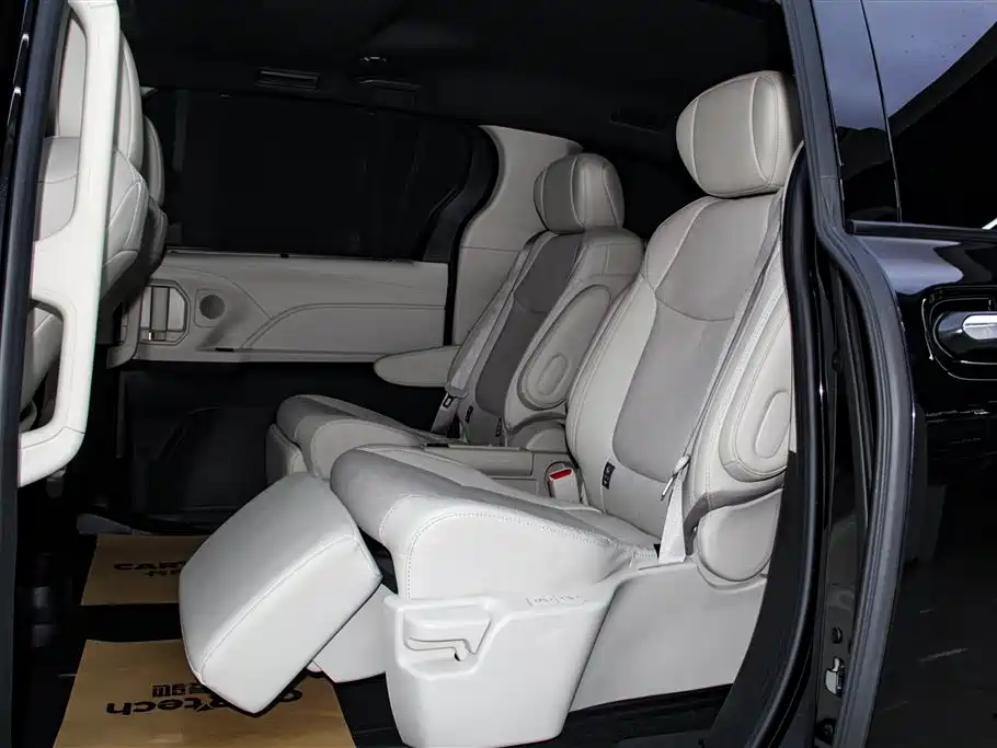 SIENNA 2024 2.5L hybrid four-wheel drive premium version купить на сайте DeffCars