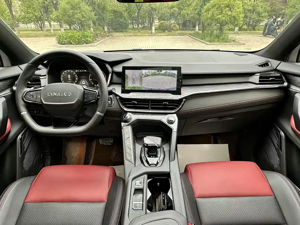 Lynk & Co 06 2020 1.5T Yao Halo купить на сайте DeffCars