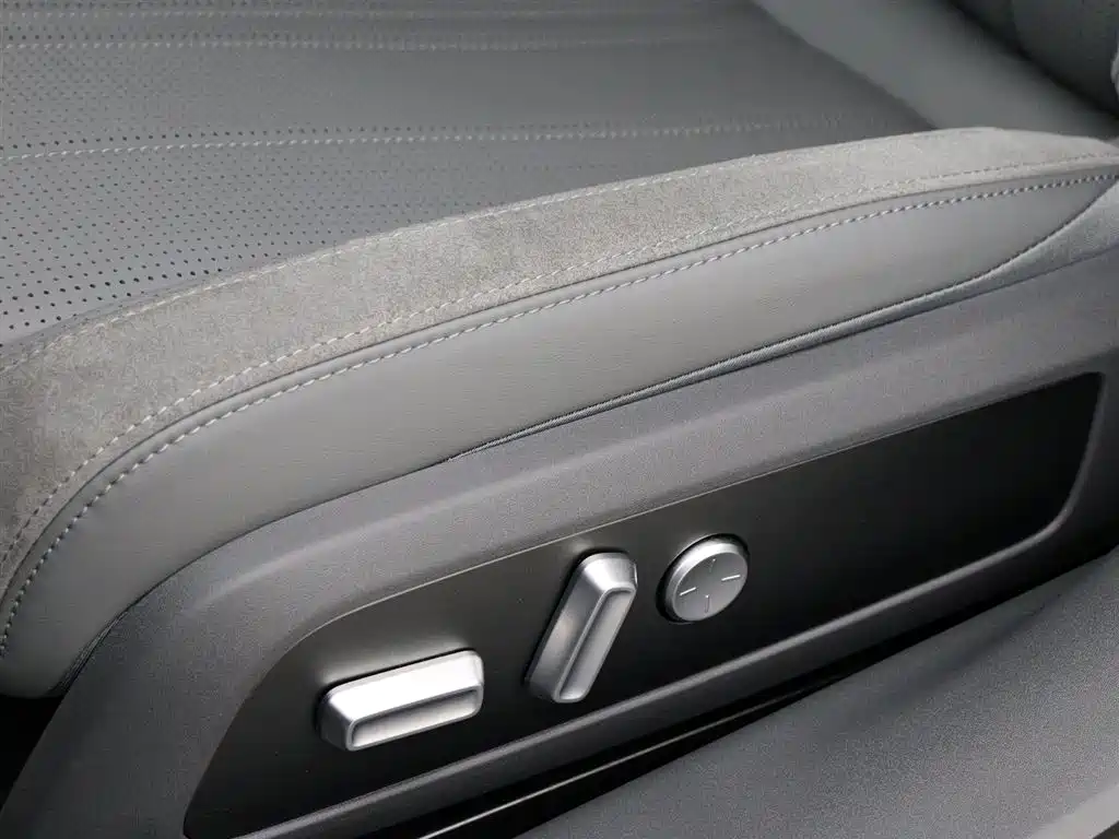 Audi E5 Sportback 2026 Pioneer quattro type купить на сайте DeffCars