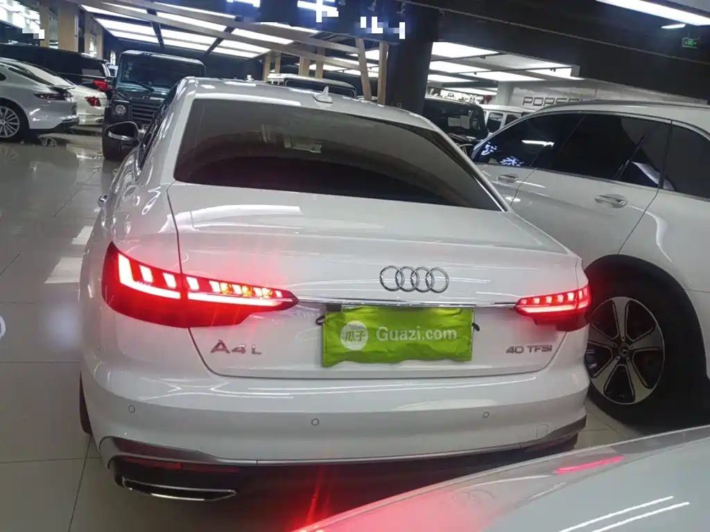 Audi A4L 2024 40 TFSI Fashionable and Dynamic купить на сайте DeffCars