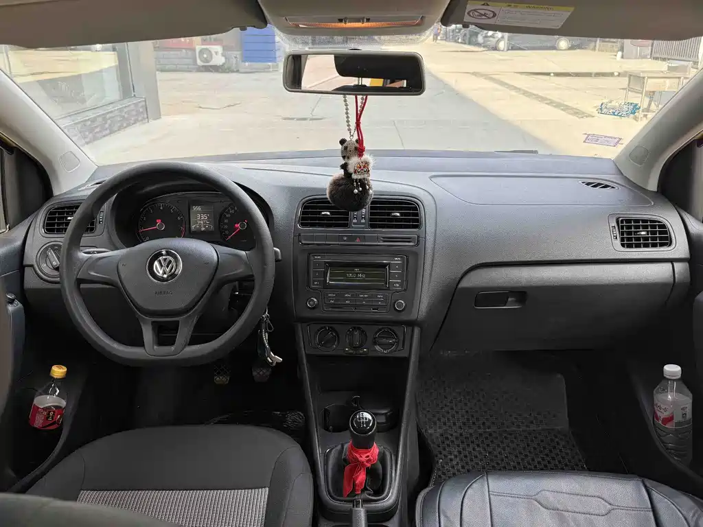 Polo 2014 1.4L manual fashion version купить на сайте DeffCars