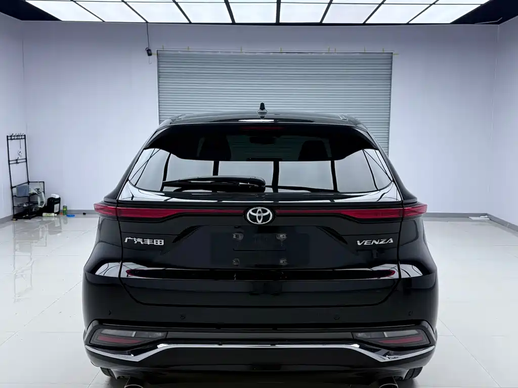 Vesa 2022 2.0L CVT two-wheel drive premium version купить на сайте DeffCars