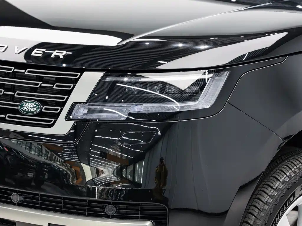 Range Rover 2025 3.0 L6 400PS Extended Edition купить на сайте DeffCars
