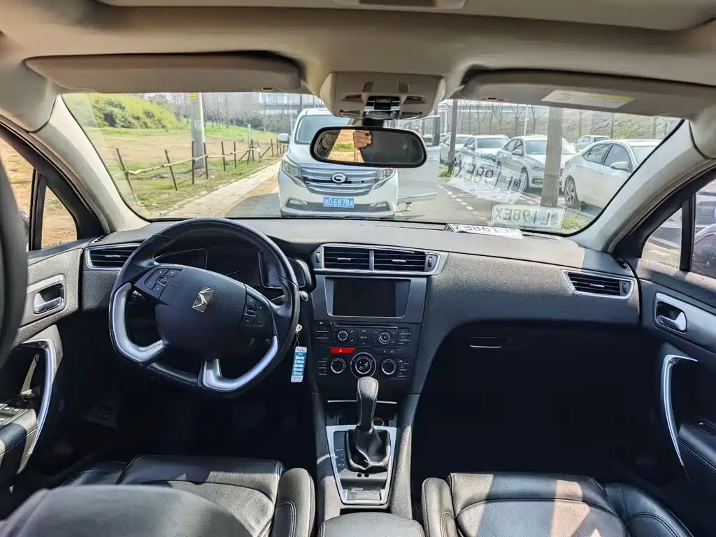 DS 5LS 2014 1.6T elegant version THP160 купить на сайте DeffCars