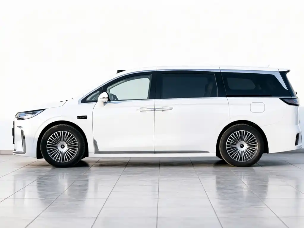 Lantu Dreamer 2025 PHEV four-wheel drive flagship Qiankun version купить на сайте DeffCars