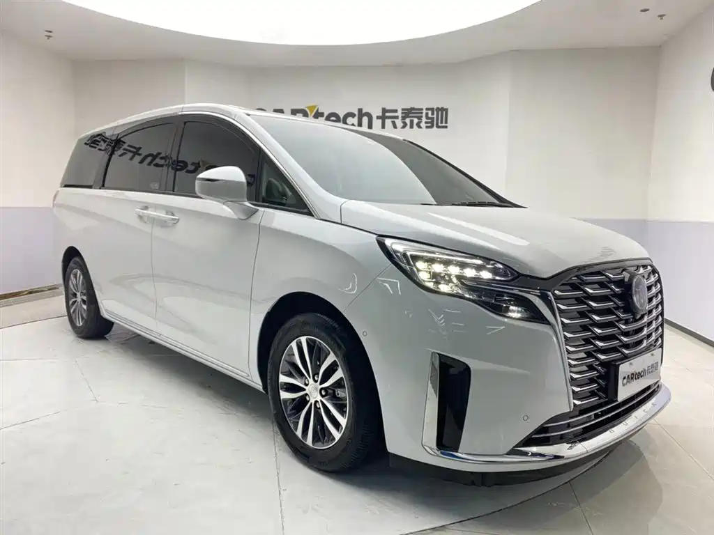 Buick GL8 2023 ES Lu Zun Exclusive Model купить на сайте DeffCars