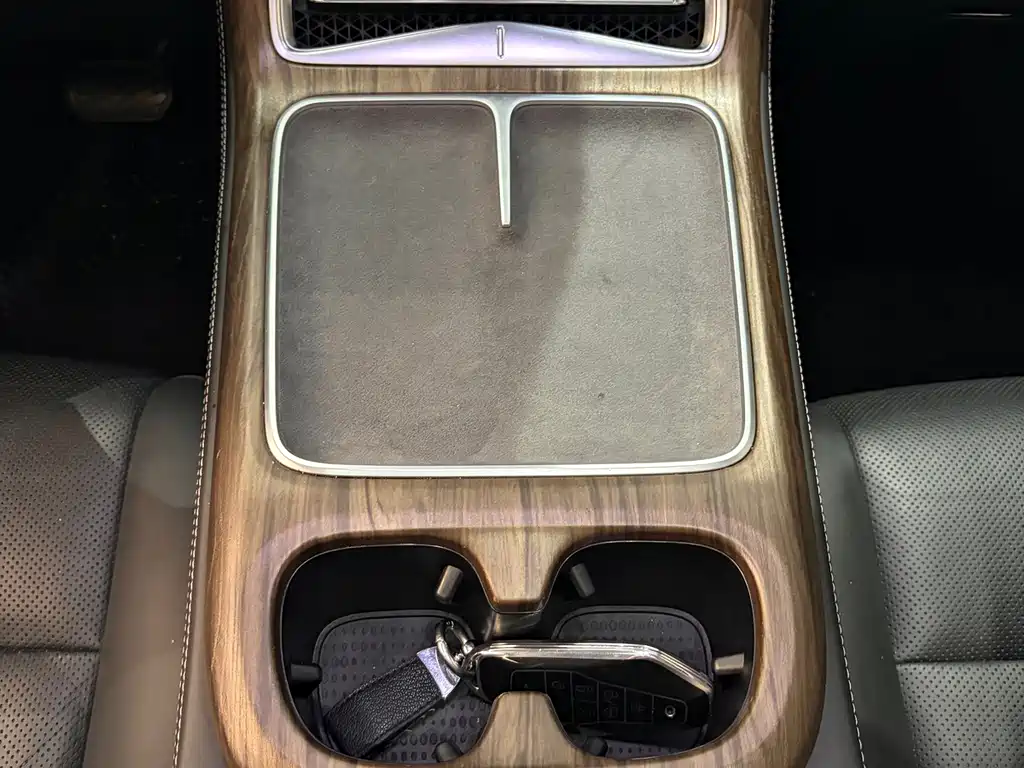 Hechuang V09 2023 Honor Edition 620 купить на сайте DeffCars