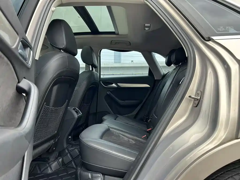 Audi Q3 2018 30th Anniversary Model 35 TFSI Sports купить на сайте DeffCars