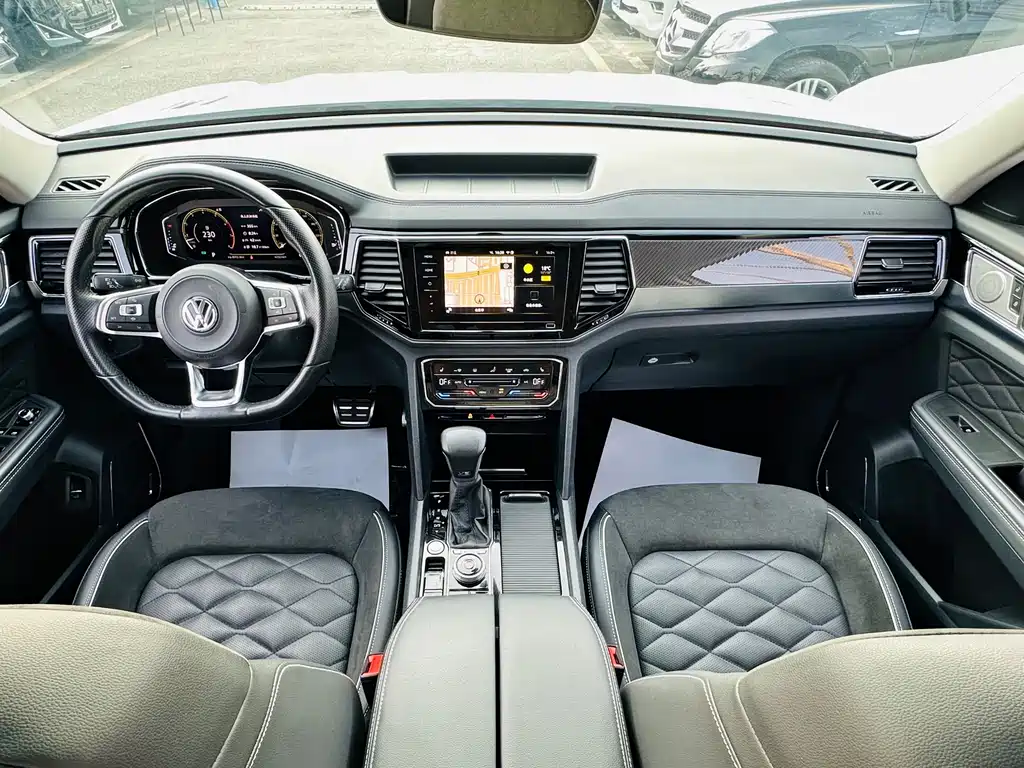 Touron 2020 Touron X 530 V6 four-wheel drive luxury version купить на сайте DeffCars