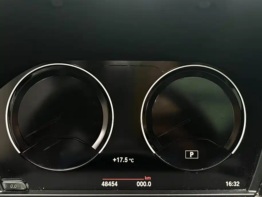 BMW X1 2022 sDrive25Li Leading Model купить на сайте DeffCars