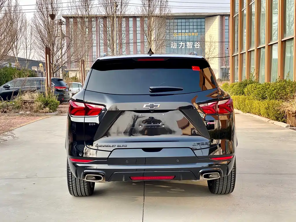 Trailblazer 2022 mild hybrid 650T RS Twin-Clutch four-wheel drive 7-seat engine version купить на сайте DeffCars