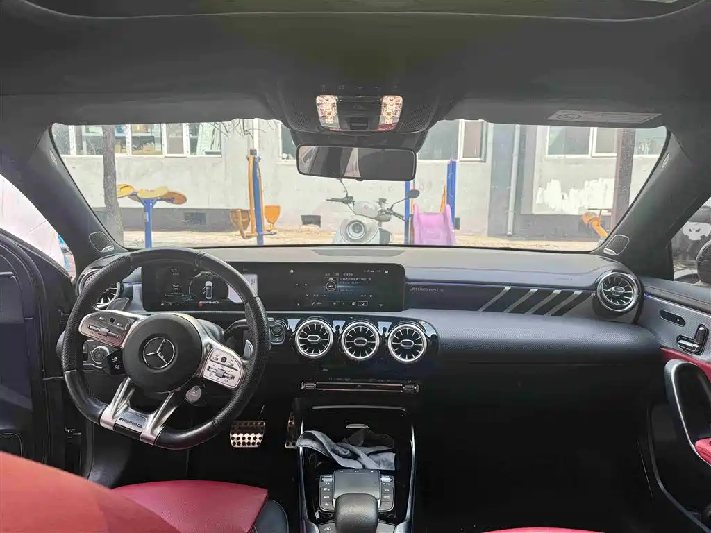 Mercedes-Benz A-Class AMG 2020 AMG A 35 L 4MATIC купить на сайте DeffCars