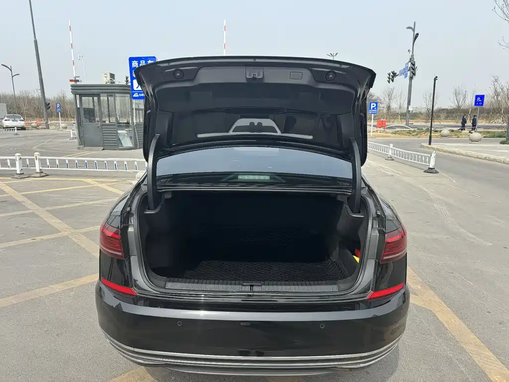 Passat 2022 330TSI Deluxe Edition купить на сайте DeffCars