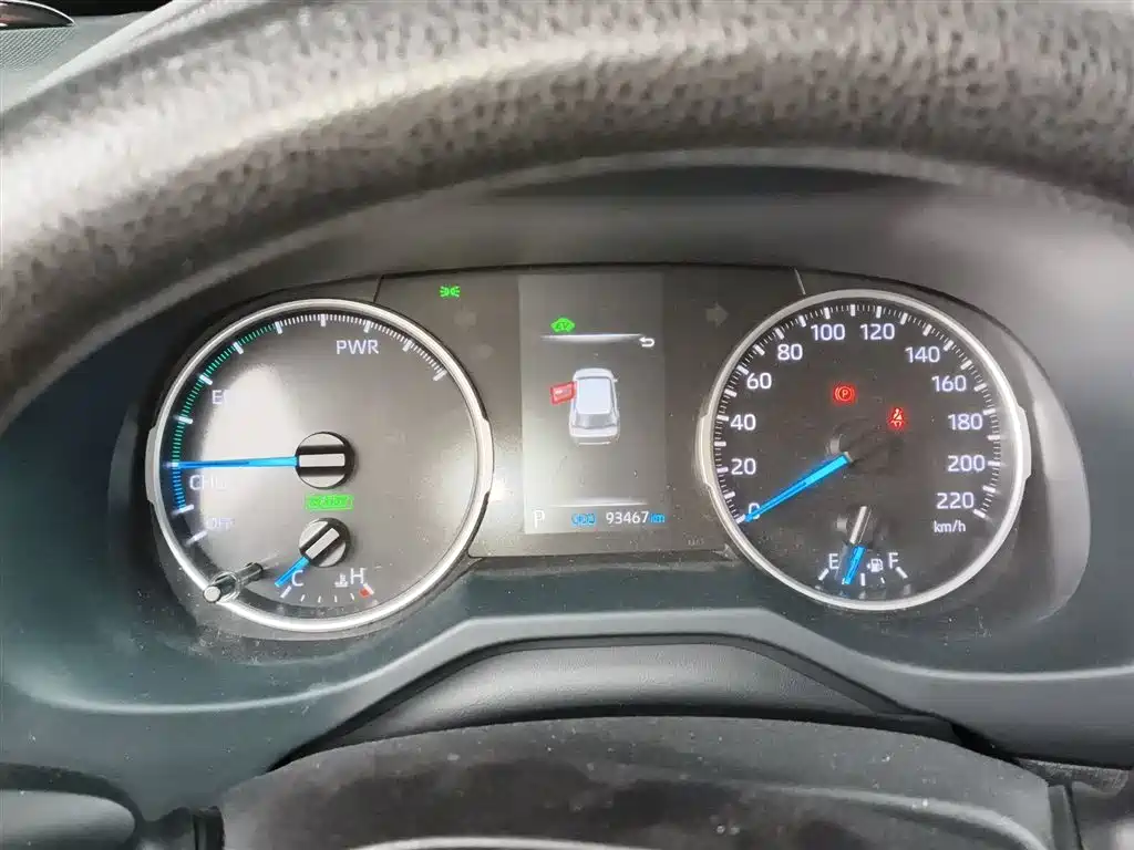 Wilanda 2022 facelift dual engine 2.5L E-CVT two-wheel drive leading version купить на сайте DeffCars