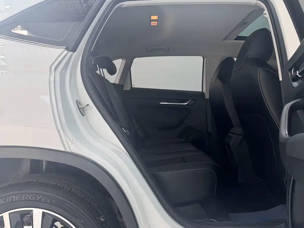 Komic 2022 1.5L automatic comfort version купить на сайте DeffCars