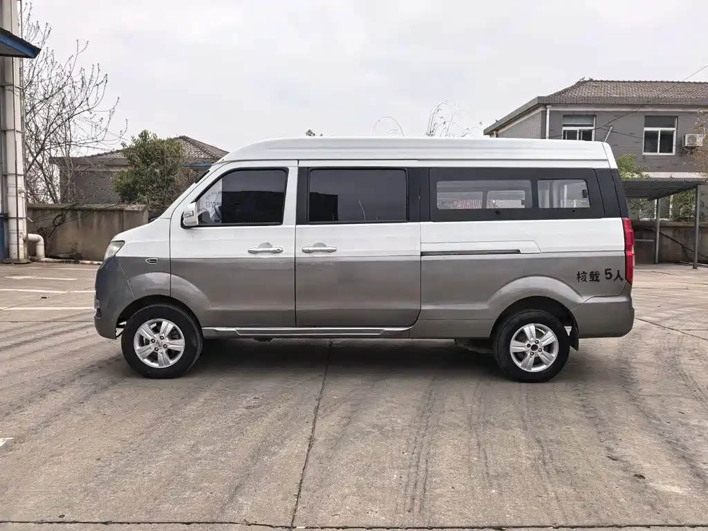 New Hiace X30L 2016 1.5L Fortune Edition DLCG14 купить на сайте DeffCars