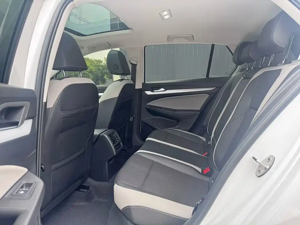 Golf 2021 280TSI DSG Pro купить на сайте DeffCars