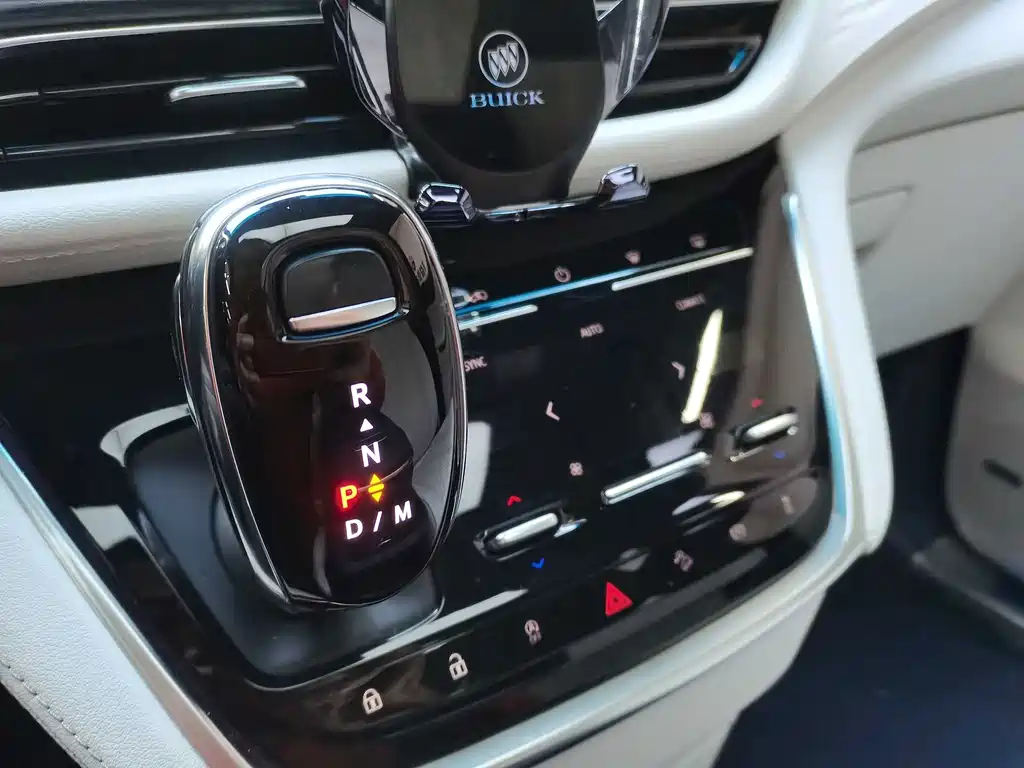Buick GL8 2022 Avenir Four-seater Premium Edition купить на сайте DeffCars