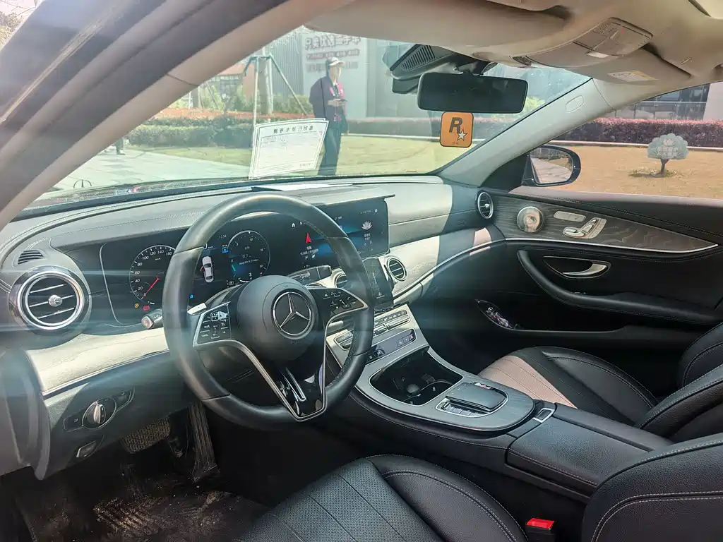 Mercedes-Benz E-Class 2023 E 300 L Luxury Model купить на сайте DeffCars