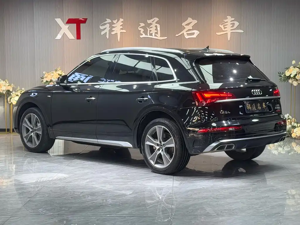 Audi Q5L 2021 45 TFSI luxury and dynamic model купить на сайте DeffCars