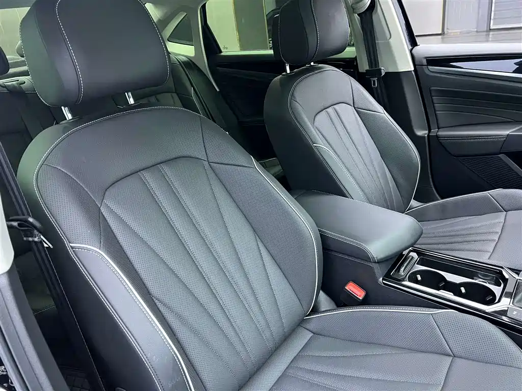 Passat 2024 380TSI Dragon Edition купить на сайте DeffCars