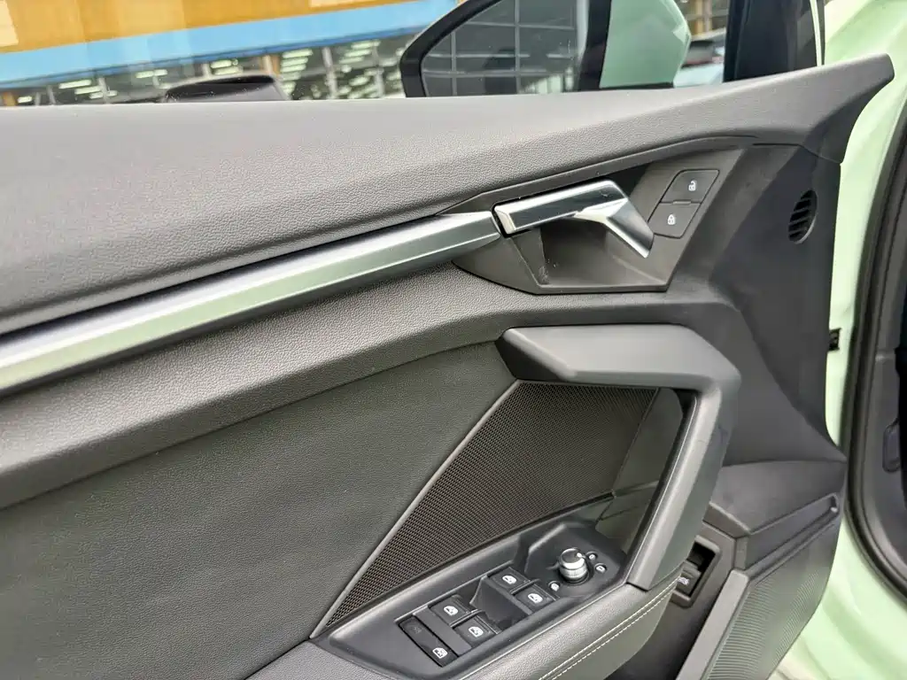 Audi A3 2023 facelift A3L Limousine 35 TFSI fashionable and sporty купить на сайте DeffCars