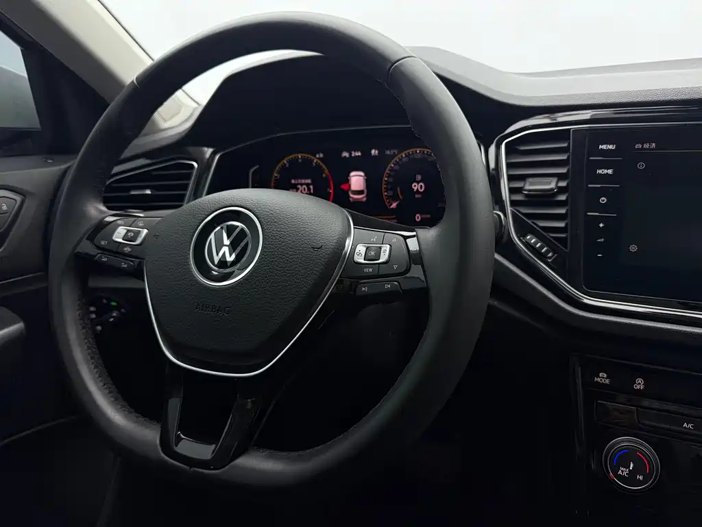 T-ROC 2021 280TSI DSG two-wheel drive comfort intelligent connected version купить на сайте DeffCars