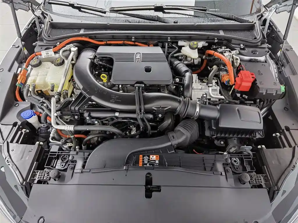 Lincoln Z 2024 2.0T two-wheel drive premium hybrid version купить на сайте DeffCars