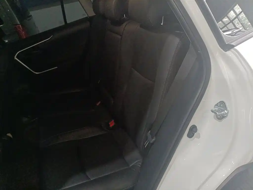 Wilanda 2024 2.0L CVT two-wheel drive leading version купить на сайте DeffCars