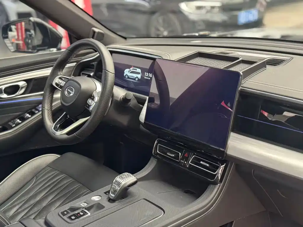 Trumpchi GS8 2022 Pilot Series 2.0TGDI 2WD Luxury Connected Edition (seven seats) купить на сайте DeffCars