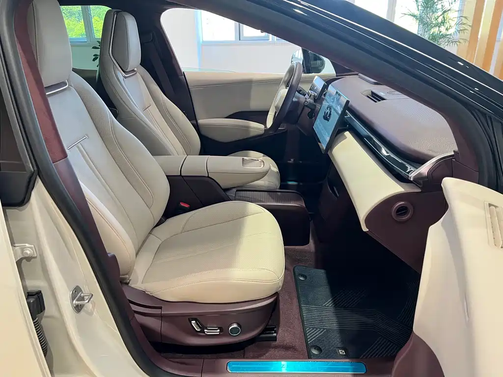 Jikrypton X 2025 five-seater long-range version купить на сайте DeffCars