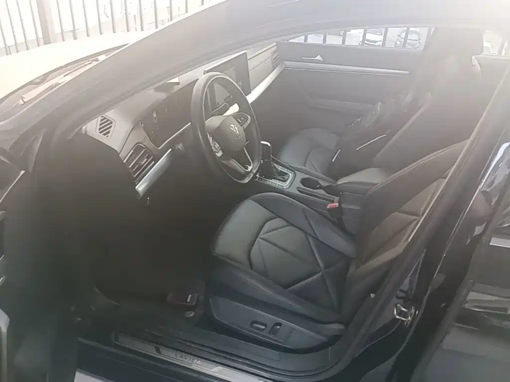 LAVIDA 2023 280TSI DSG Starry Sky Eternal Edition купить на сайте DeffCars