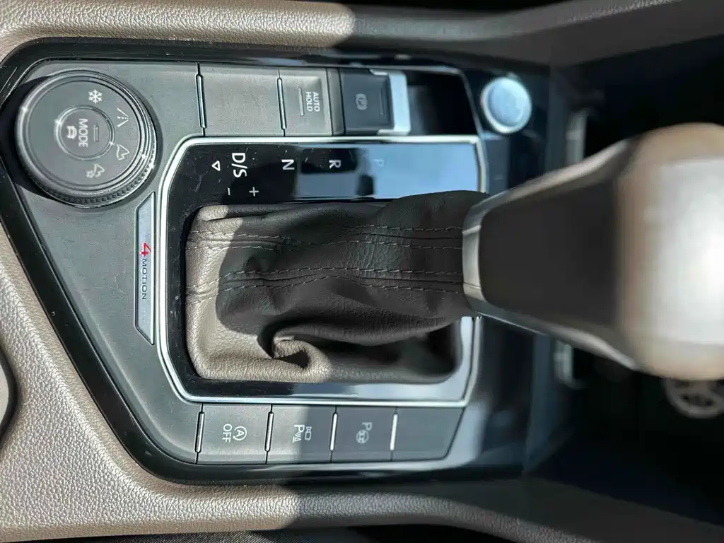 Tiguan L 2021 380TSI automatic four-wheel drive R-Line flagship version 7 seats купить на сайте DeffCars